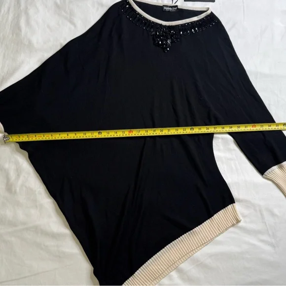 Daniela Drei Italian Merino Wool Asymmetric Sweater Black Cream Beaded Sz L NWT - Picture 11 of 11